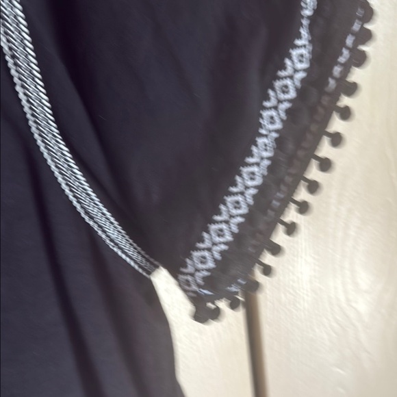 a.n.a Black Flutter Sleeve Boxy Blouse - Picture 4 of 5